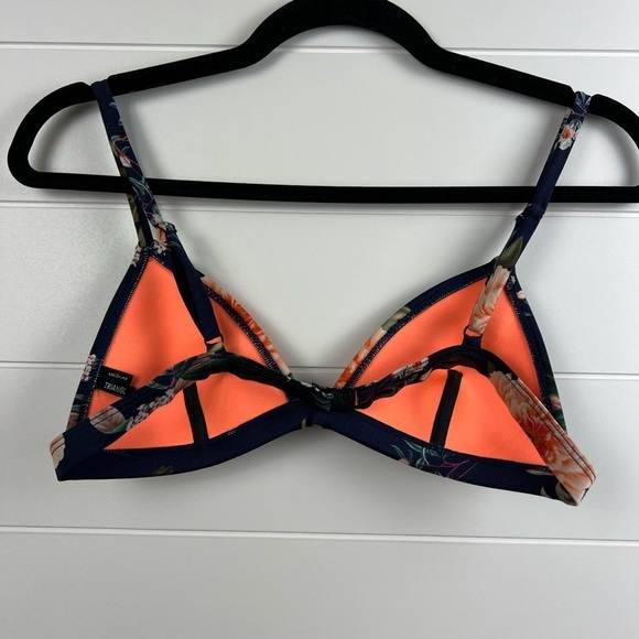 Triangle bikini top - Picture 2 of 4